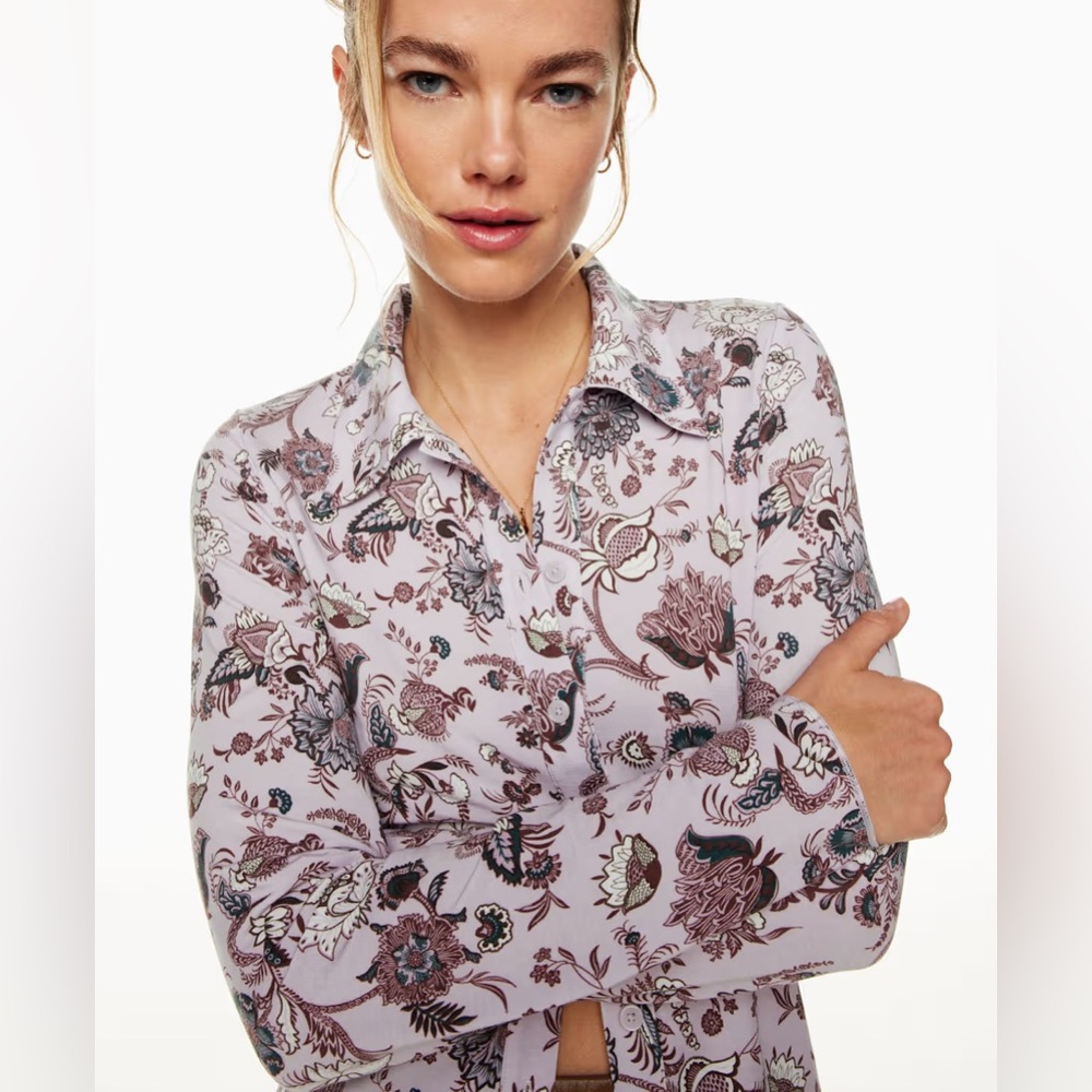 Aritzia Floral button-up longsleeve Purple/White Shirt Sz M